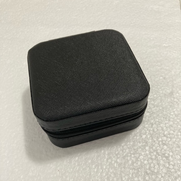 Black Jewelry Organizer - Picture 2 of 8